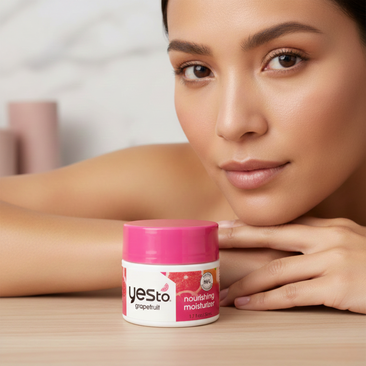 YES TO GRAPEFRUIT NOURISHING MOISTURIZER WITH VITAMIN C - Image 3