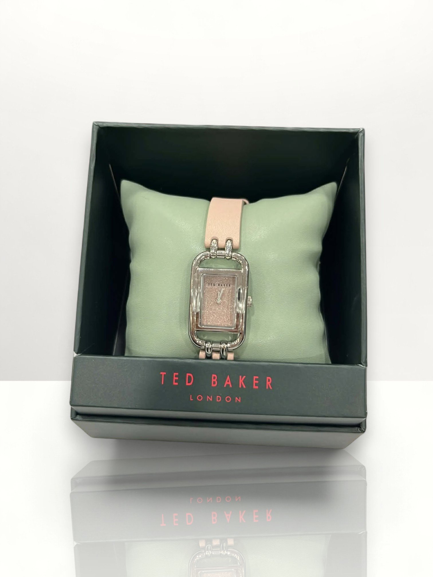 Ted Baker Ladies Tessye Leather Strap Watch - Image 3