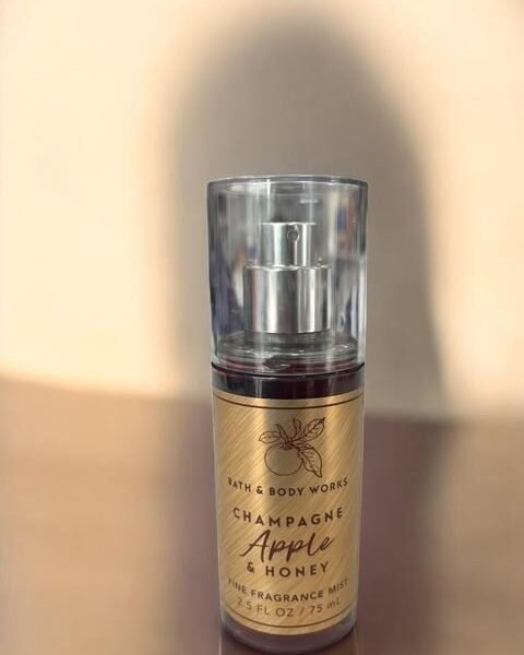 Bath & Body Works Champagne Apple & Honey  Fine Fragrance Mist 75mL 2.5 Fl Oz