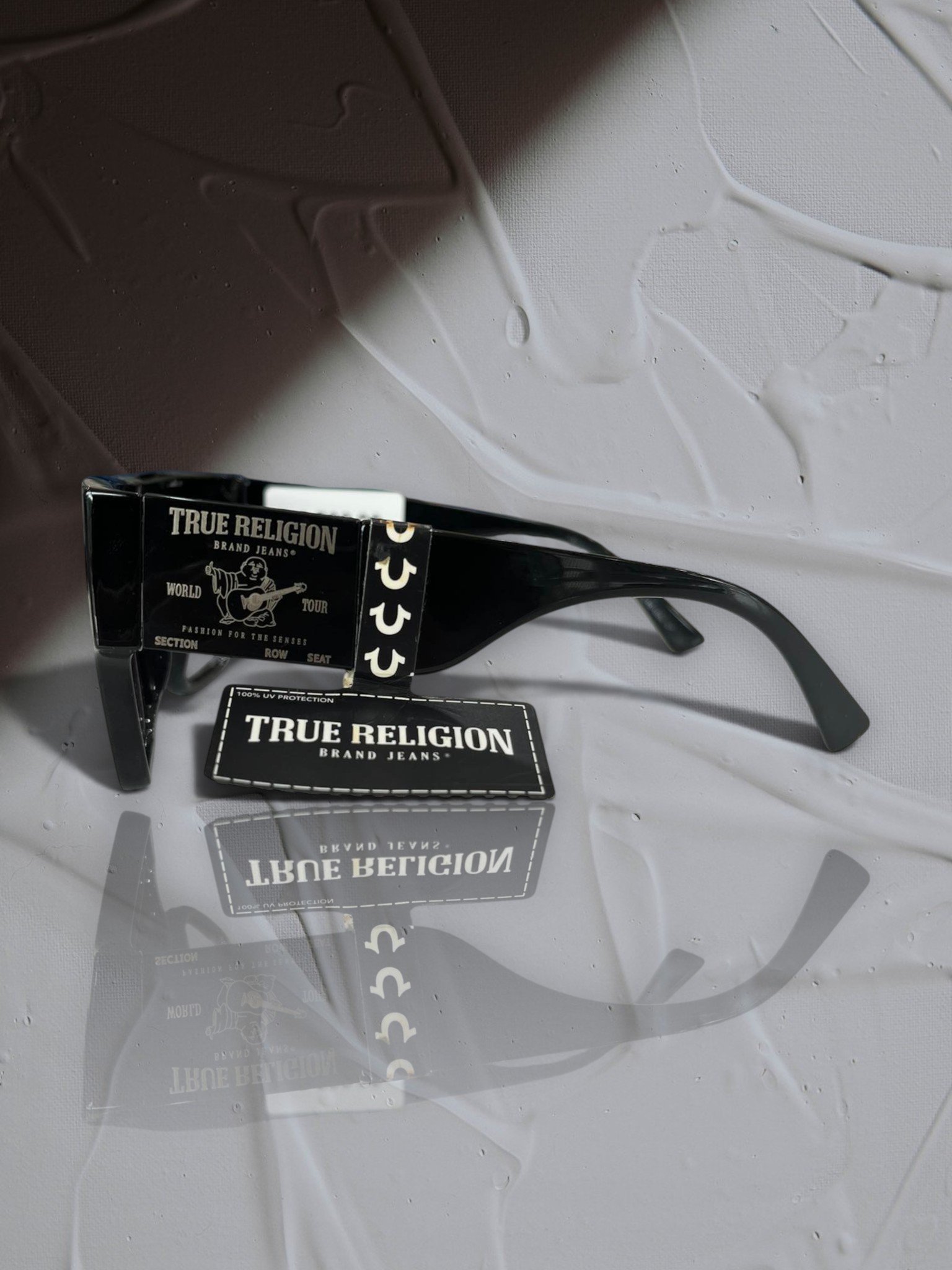 True Religion Mens Sunglasses - Image 3