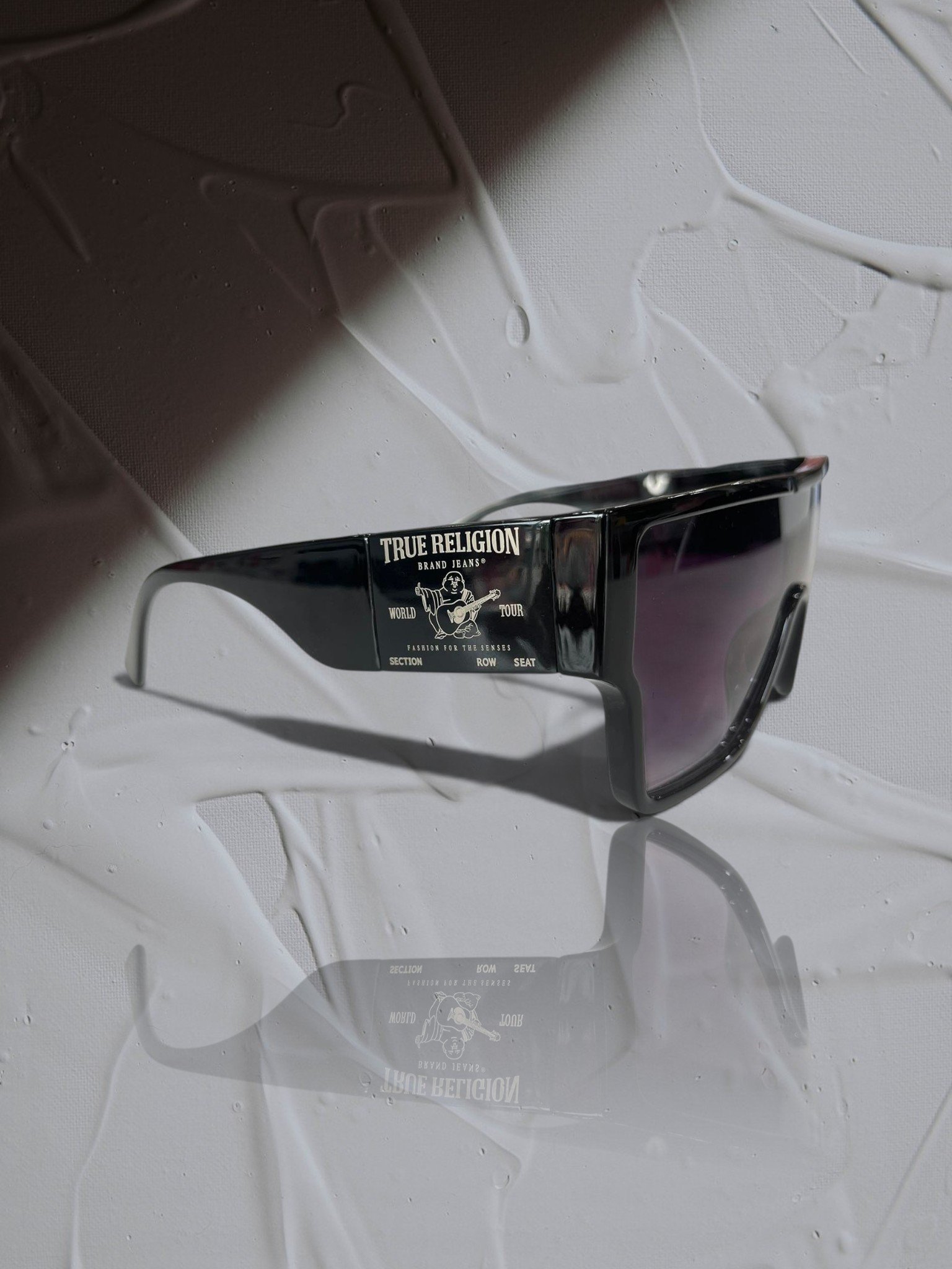 True Religion Mens Sunglasses - Image 4