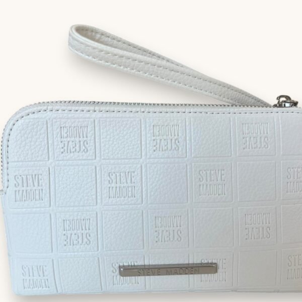 Steve Madden White Wristlet
