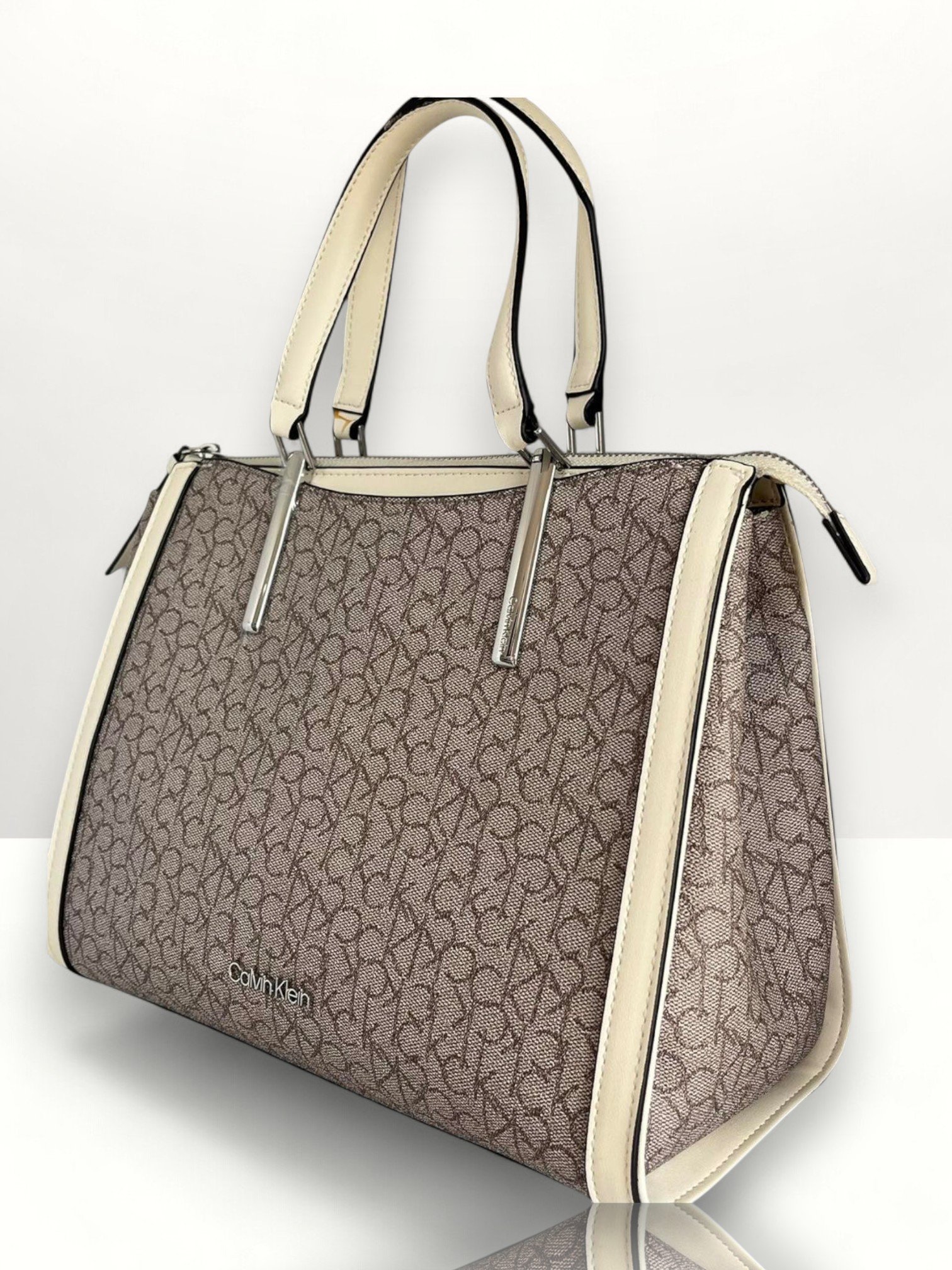 Calvin Klein 2way Bag Cream Leather - Image 3