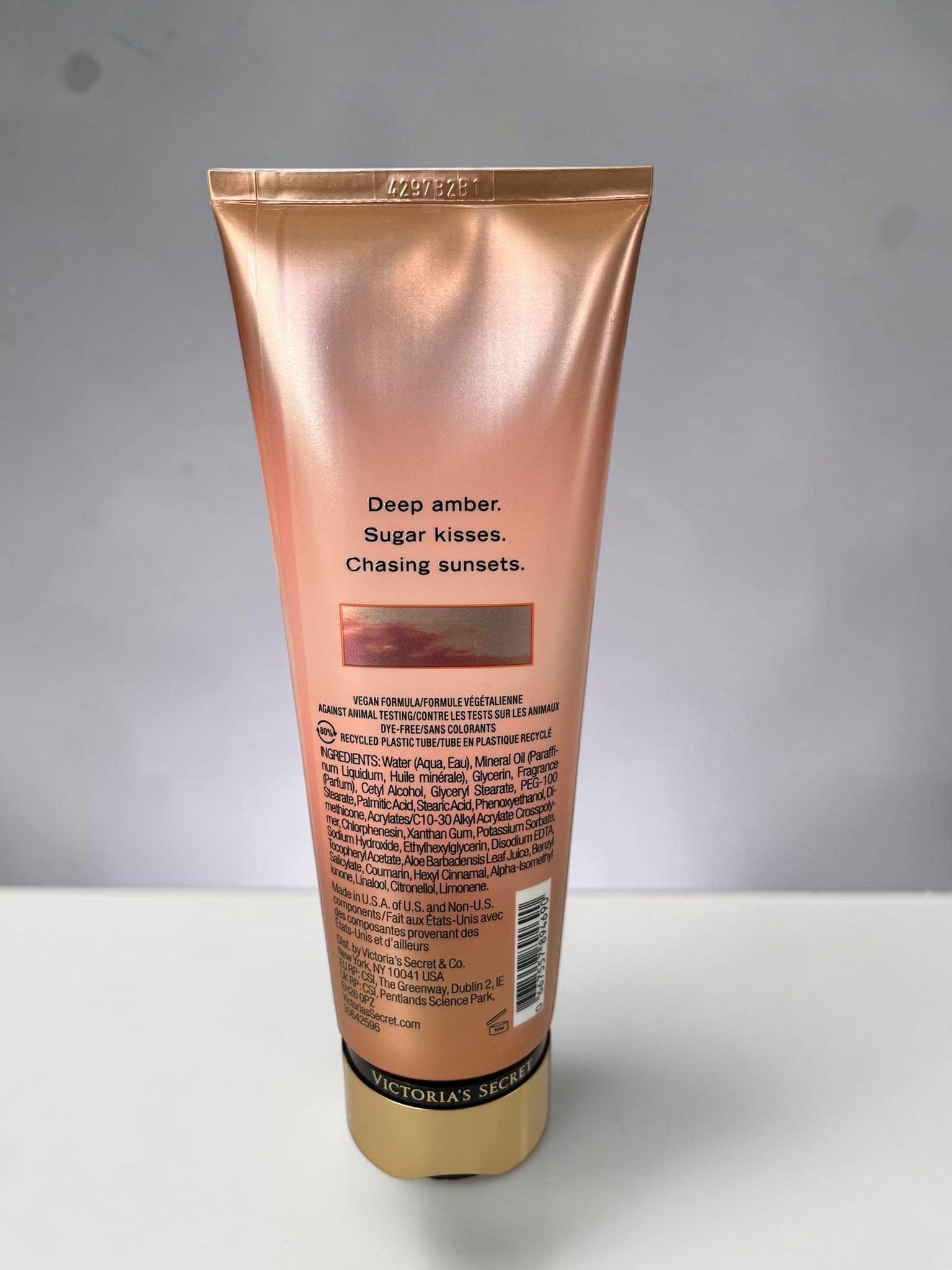 Victoria's Secret Amber Romance Fragrance Lotion 236mL 8 Fl Oz - Image 2