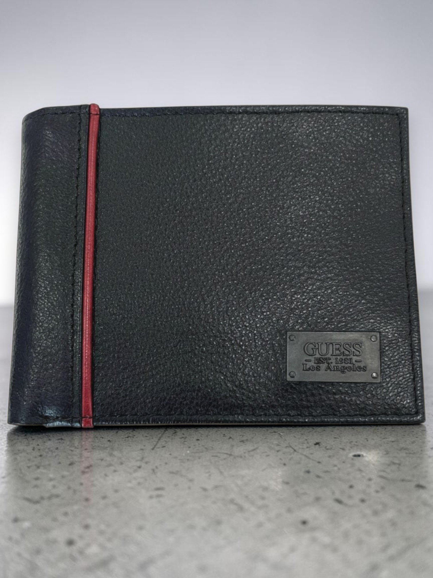 Guess Los Angeles Men Genuine Leather BILLFOLD Wallet Valet