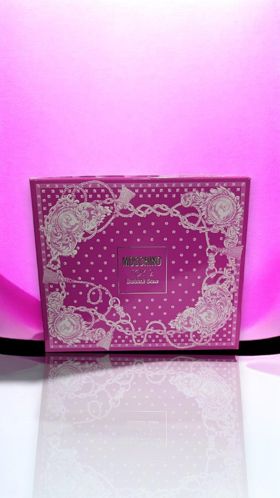 Moschino Toy 2 Bubble Gum Gift Set - Image 2