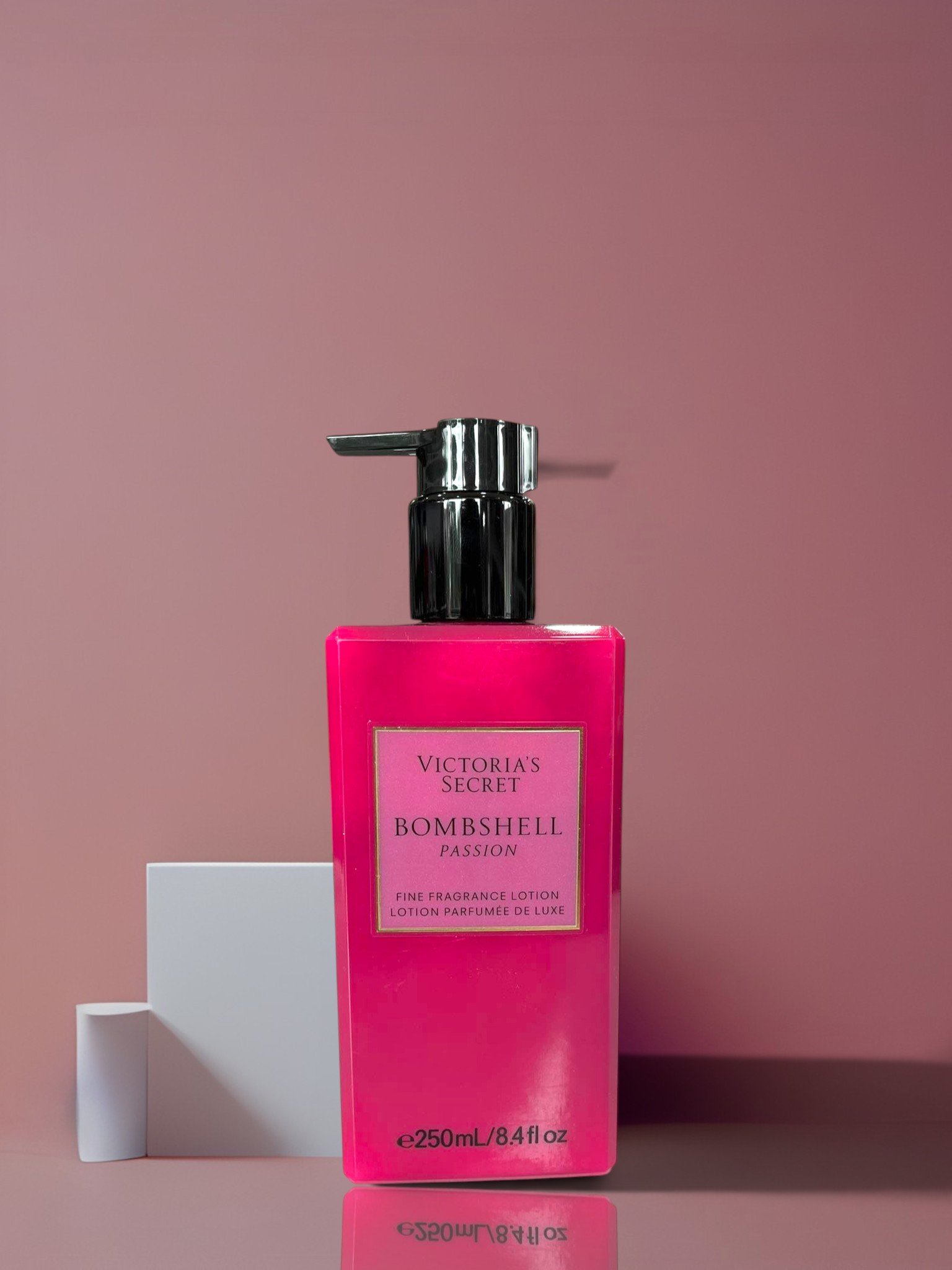 Victoria's Secret Bombshell Passion Fine Fragrance Lotion 250mL (8.4 fl oz)