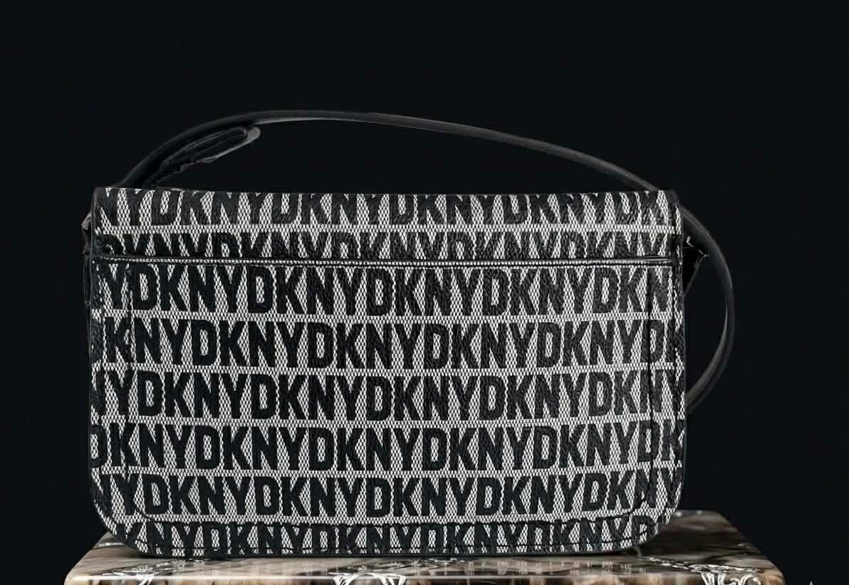 DKNY Crossbody Bag Leather Black Pollee TZ - Image 2