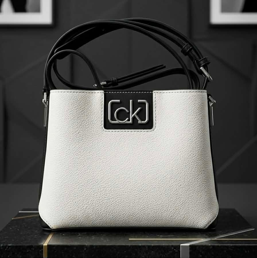 Calvin Klein Sling Bucket Bag Leather White/Black