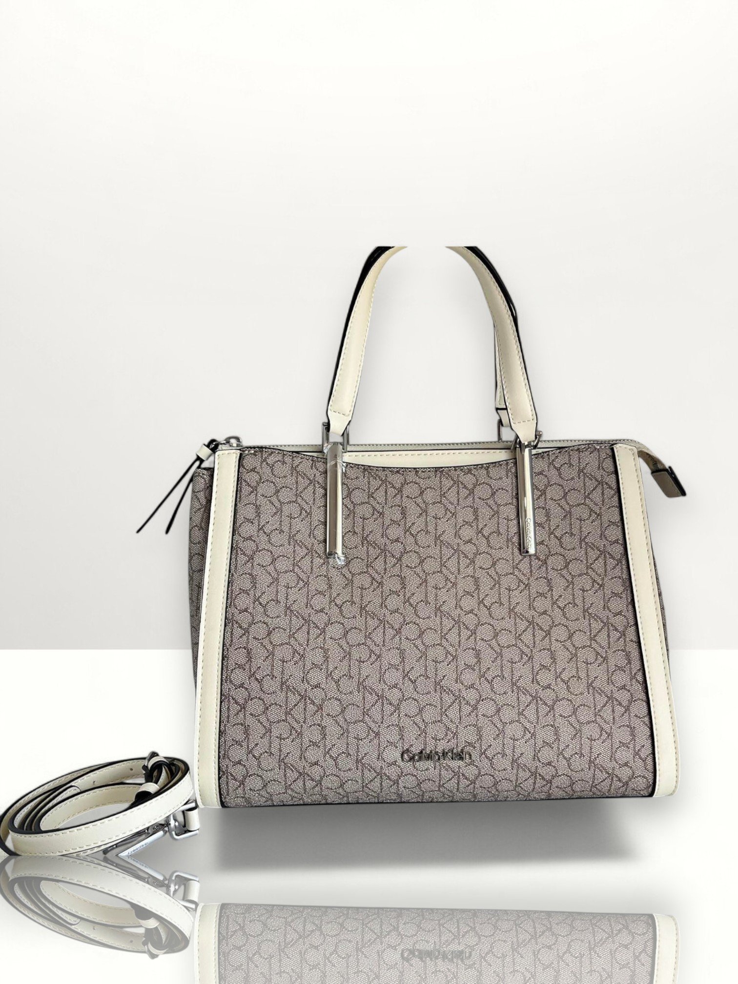 Calvin Klein 2way Bag Cream Leather