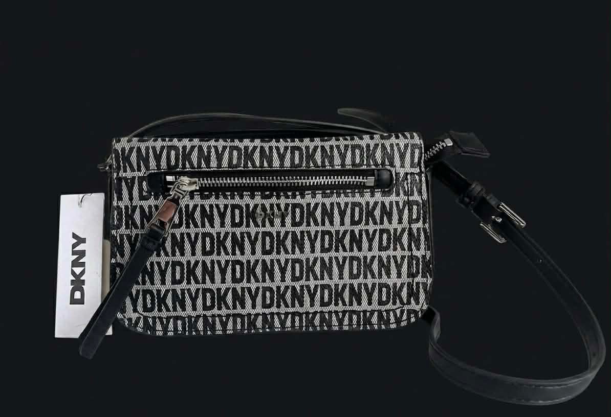 DKNY Crossbody Bag Leather Black Pollee TZ