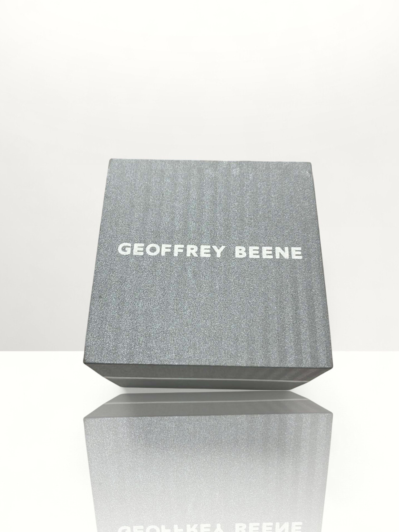 Geoffrey Beene Genuine Diamond Square Bracelet Watch - Image 4