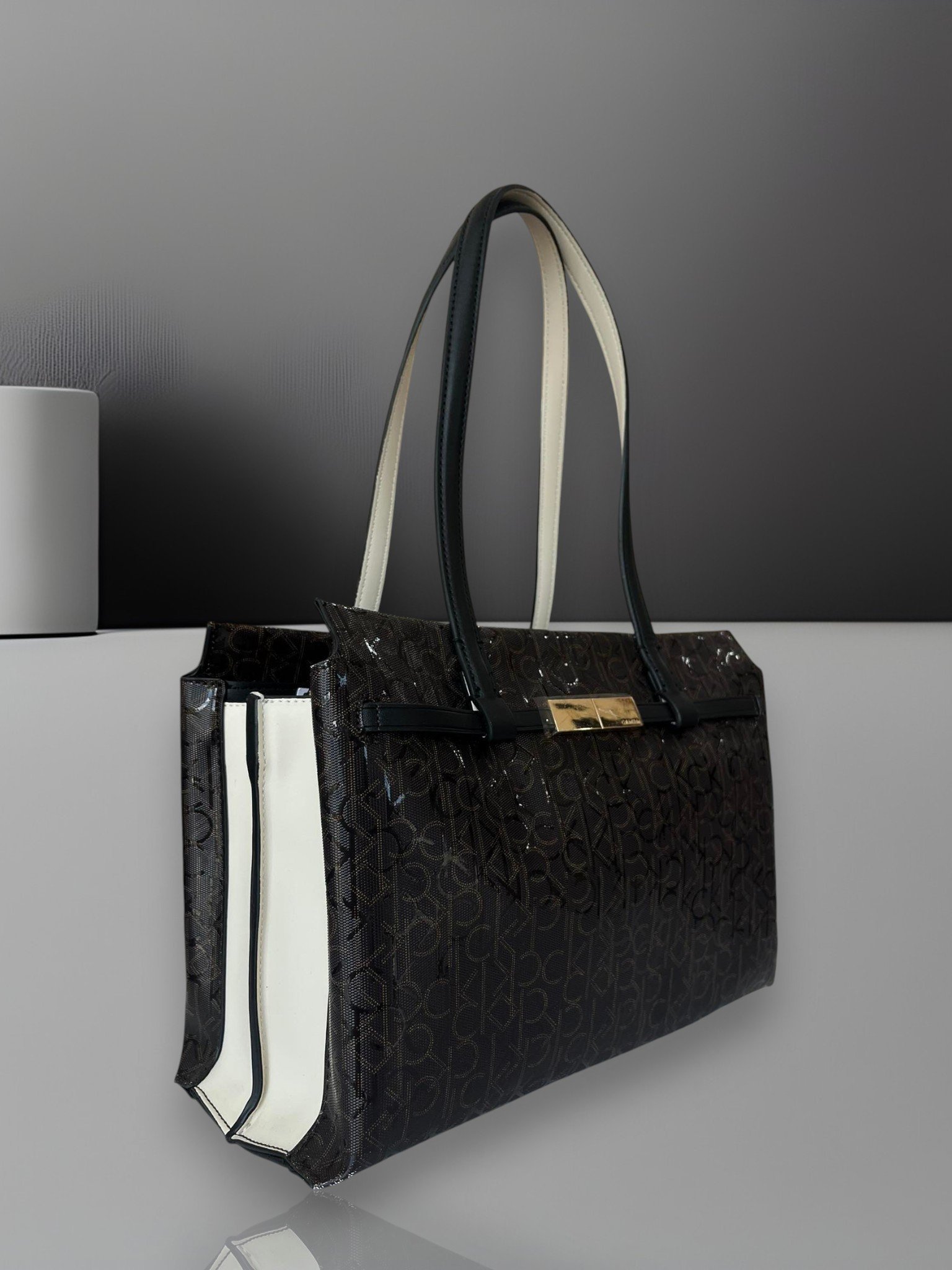 Calvin Klein Kairi Tote Bag - Image 3