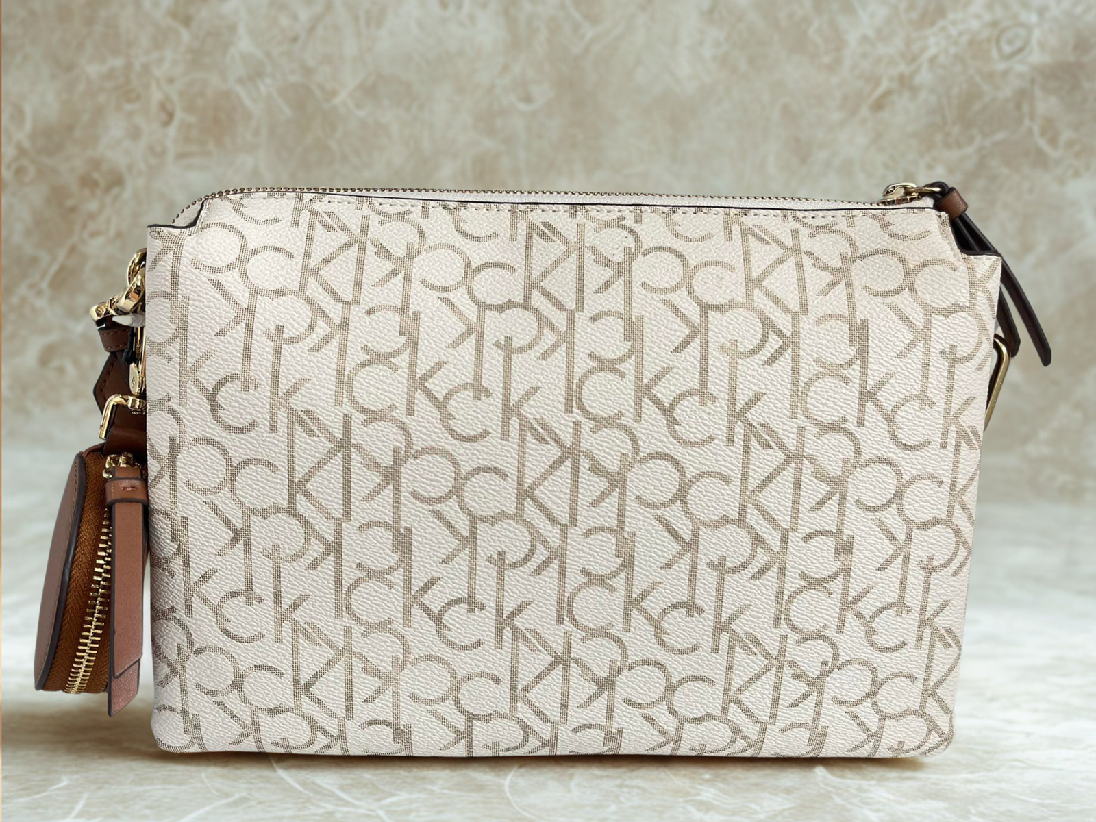 Calvin Klein Monogram Crossbody Bag Leather Khaki/Vanilla With Coin Purse - Image 2