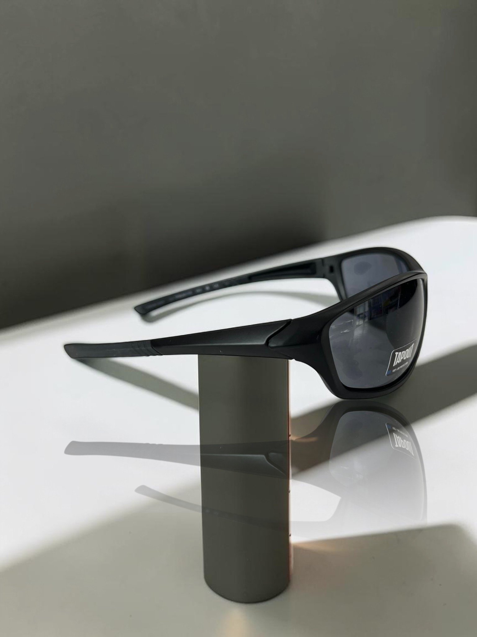 Tapout Mens Sunglasses - Image 4