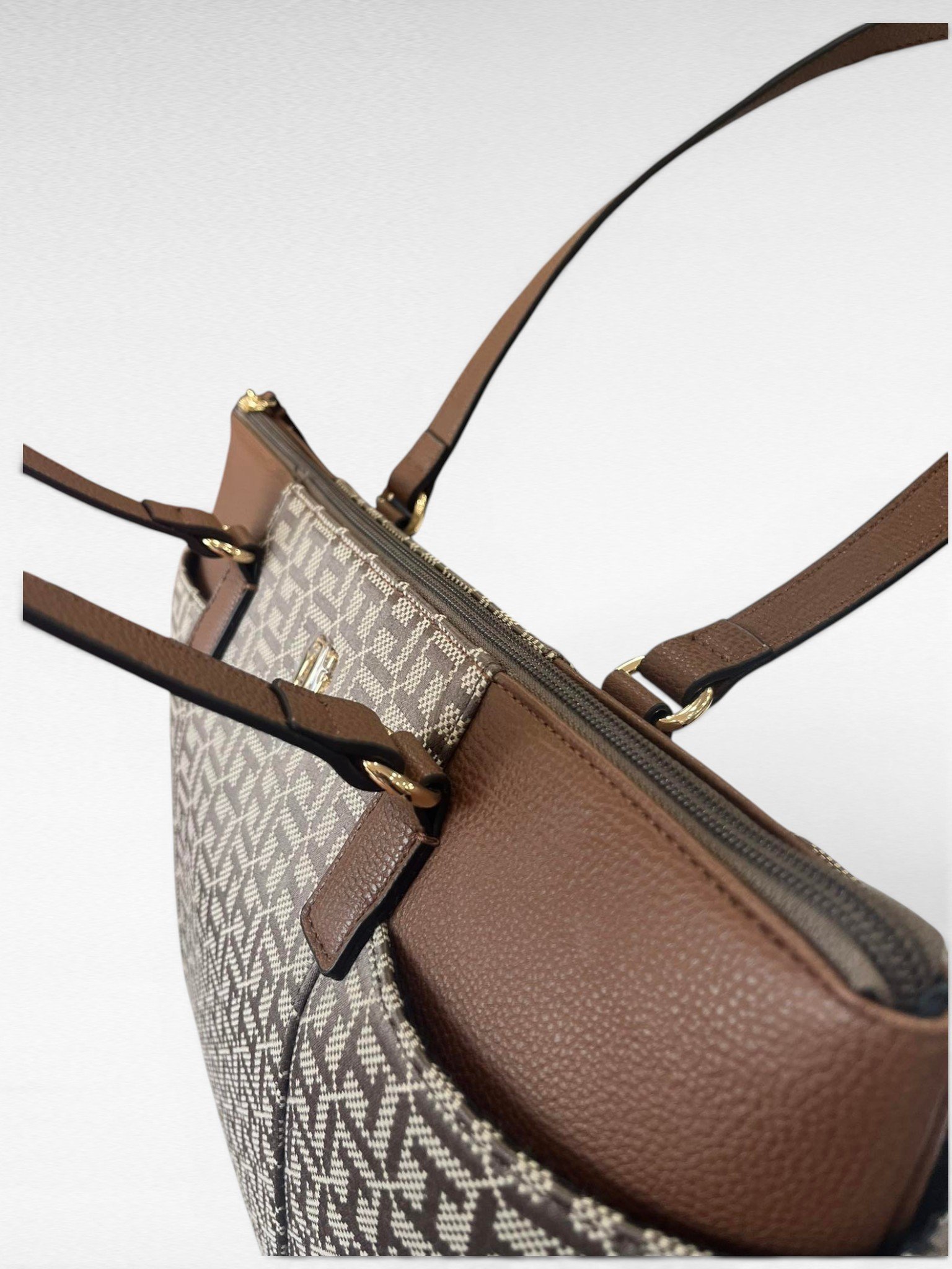 Tommy Hilfiger Brown Canvass Tote Bag 69J8910 280 EIC - Image 4