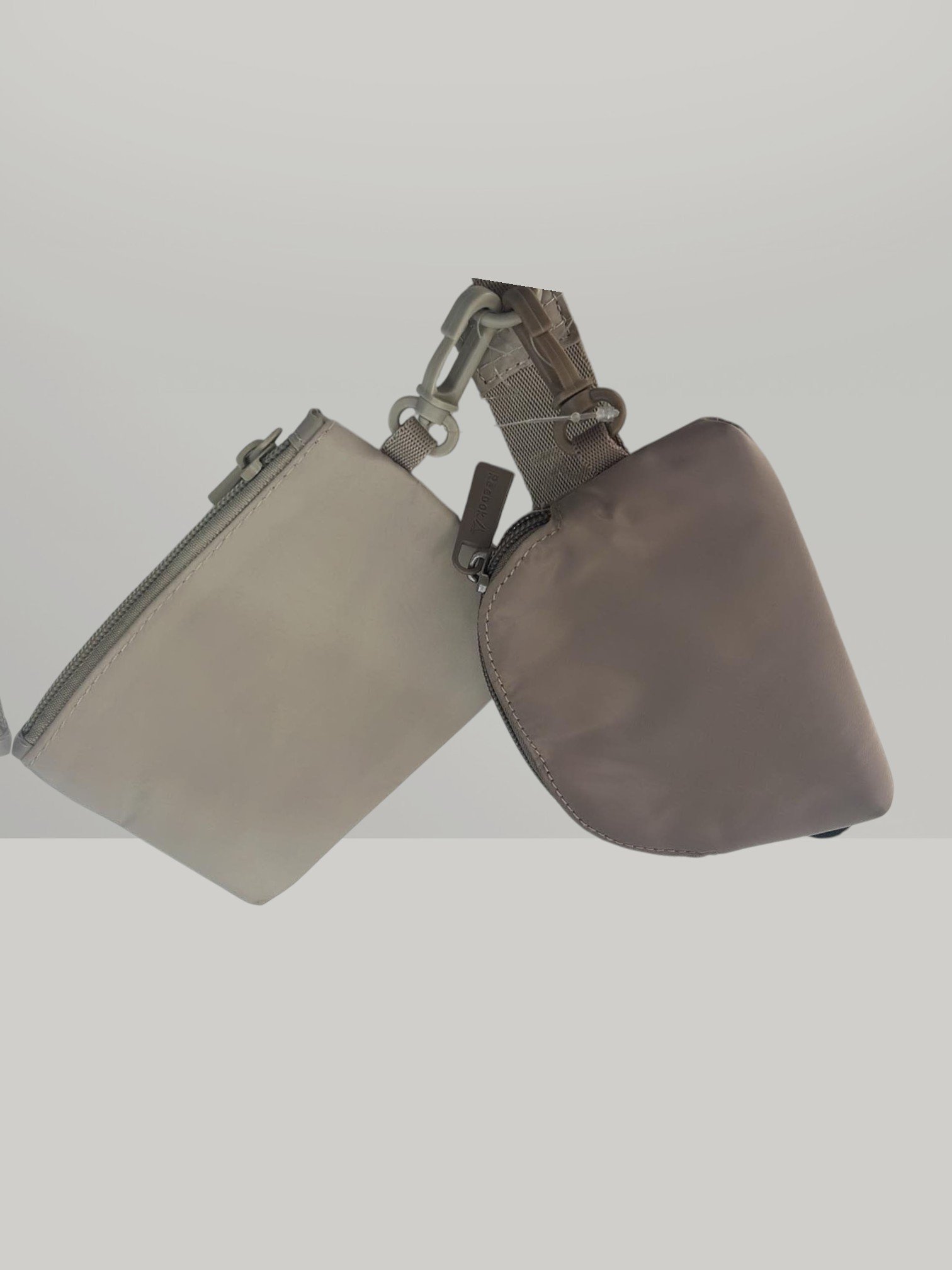 Reebok Amy Wrislet Pouch Mocha Nylon - Image 2