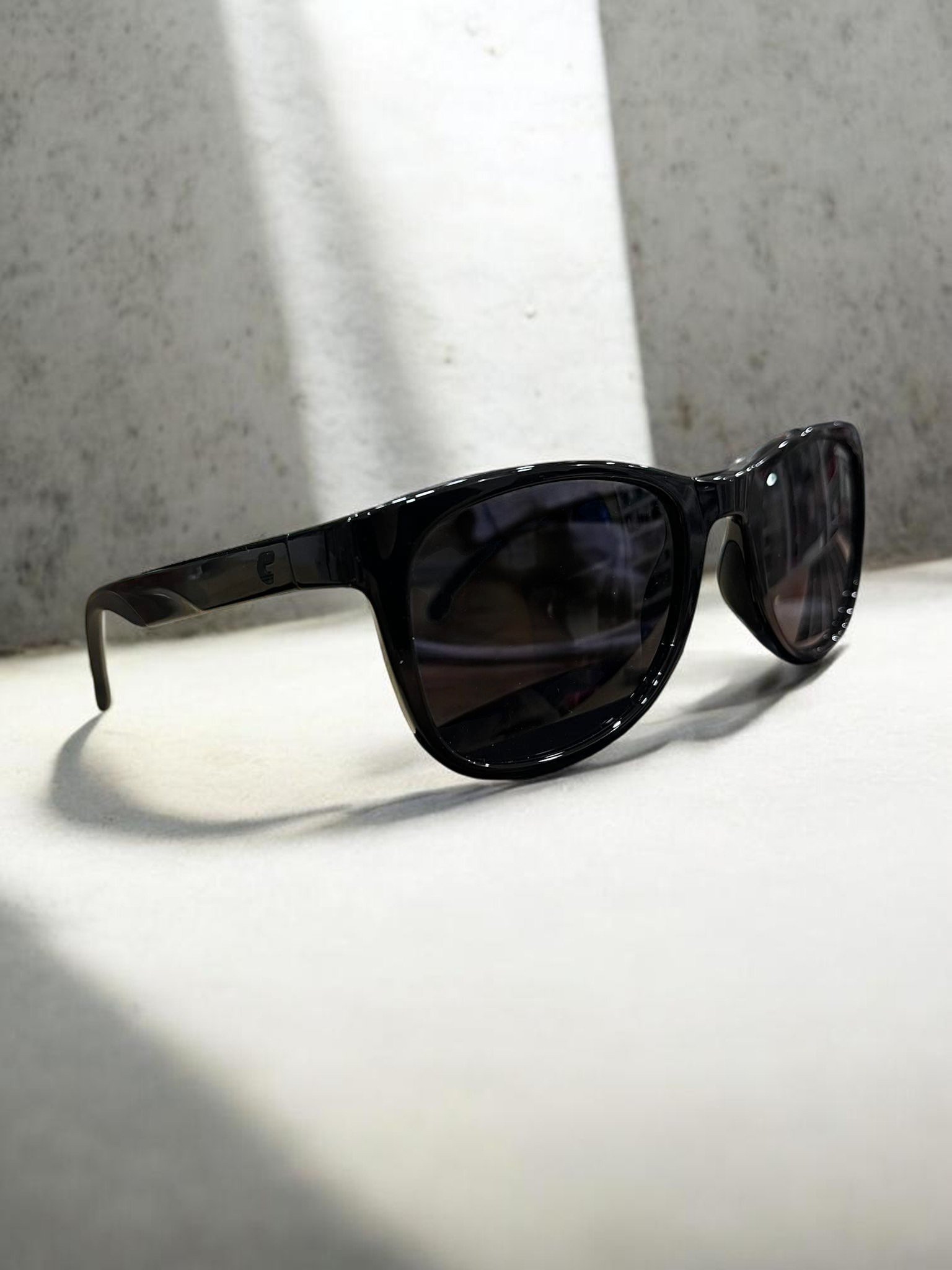 Cabrera black sunglasses 807IR - Image 2