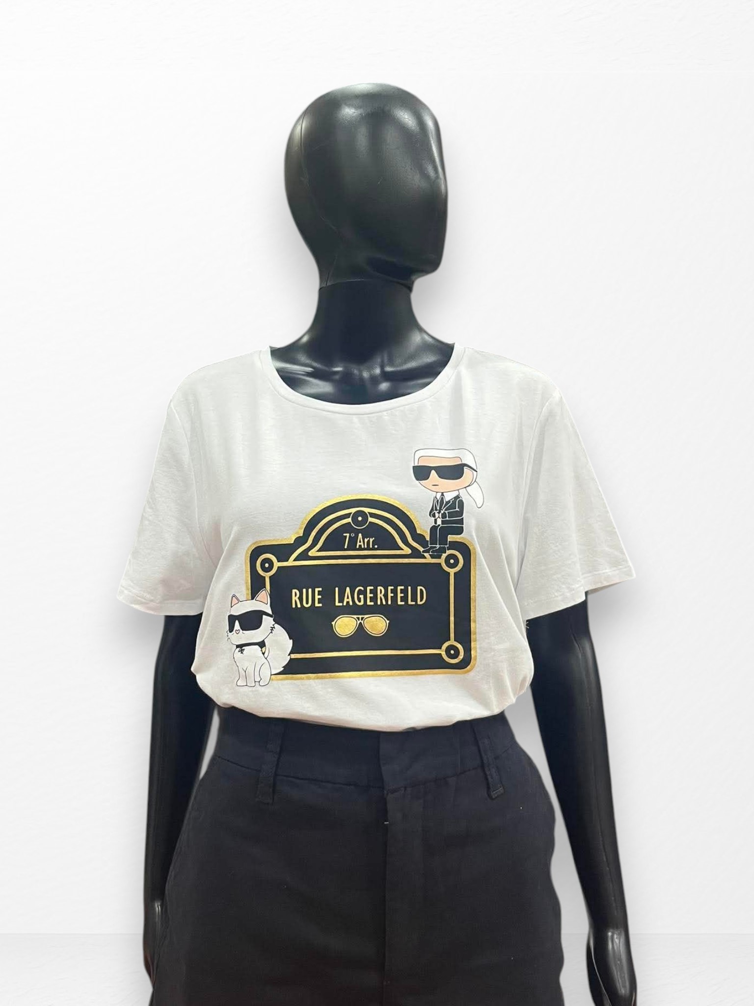 Karl Lagerfeld Paris Women's Shirt Size L Item #2100 - Image 2