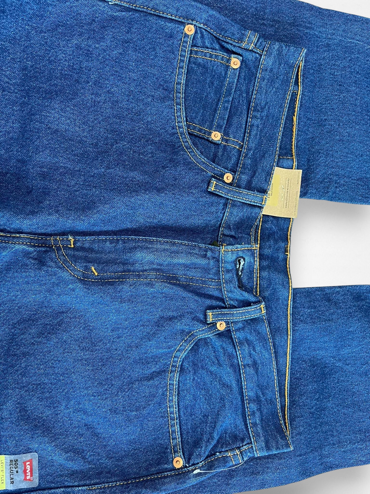 Levi's 505 Regular Mens Jeans Levi's Ease W32 L32 Item #2030 - Image 4