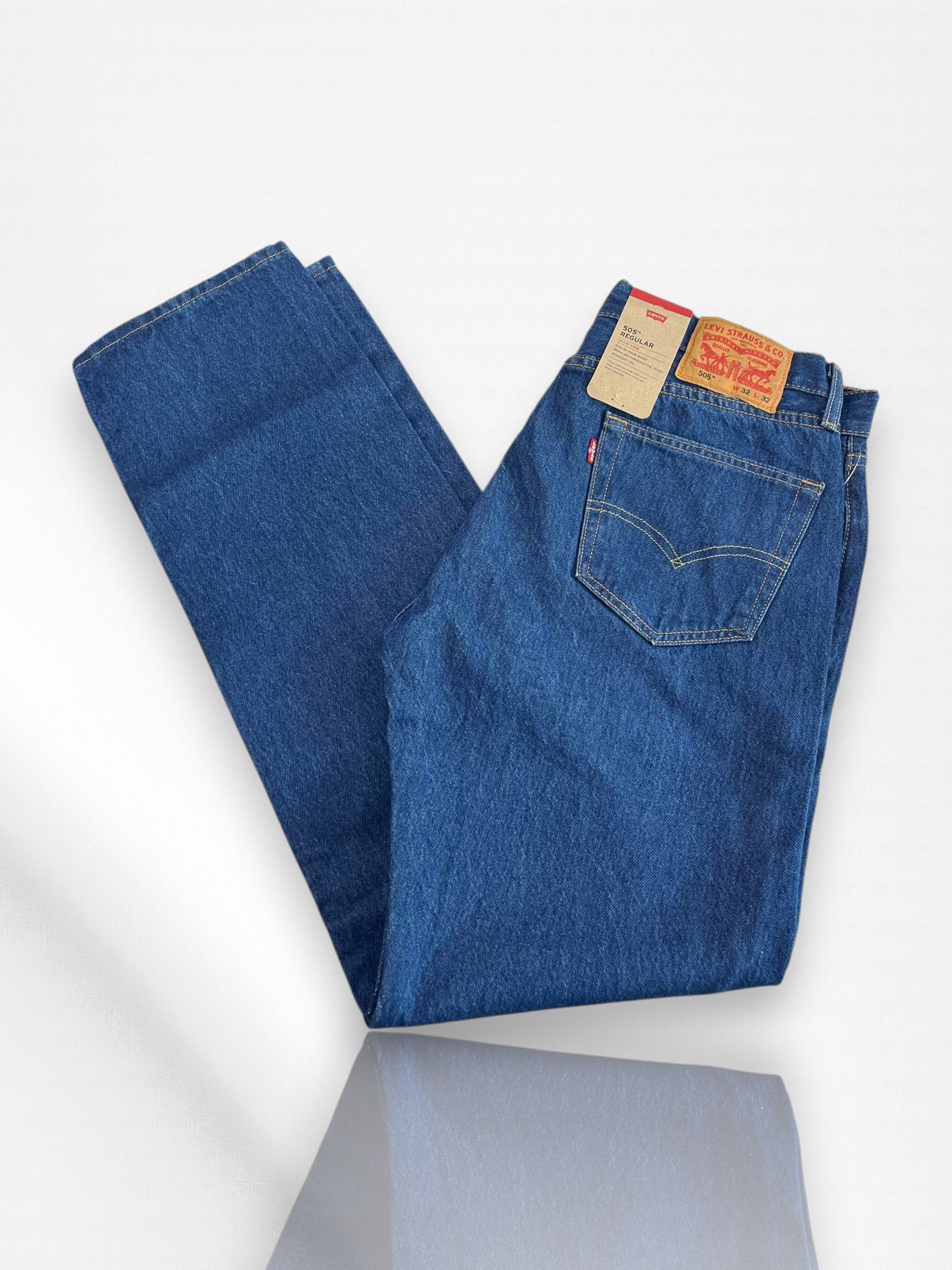 Levi's 505 Regular Mens Jeans Levi's Ease W32 L32 Item #2030