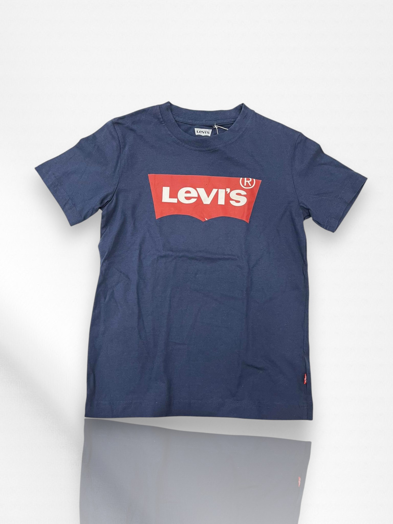 Levi's Classic Batwing Graphic Tee Youth-sized Item #2036 - Image 2